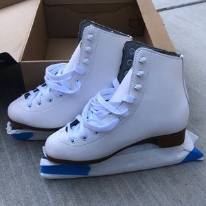 EUC white figure skates size 3